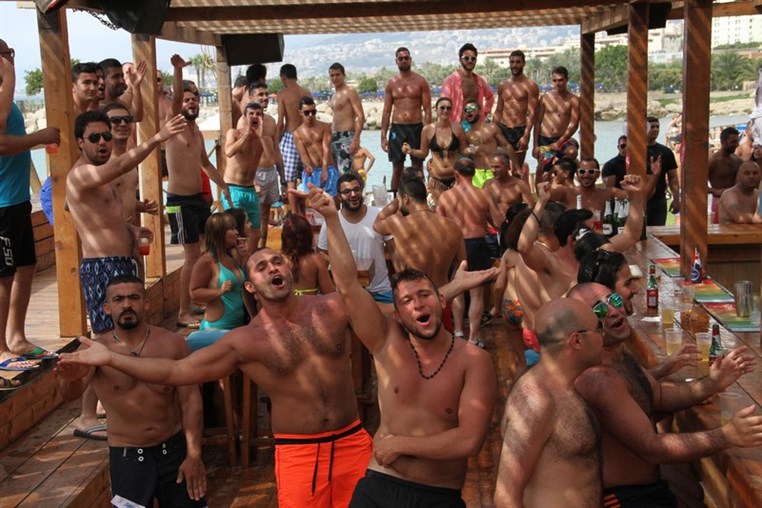 Cyan Beach Bar on Sunday